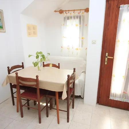 With Parking Space - 7023 Apartman Poreč