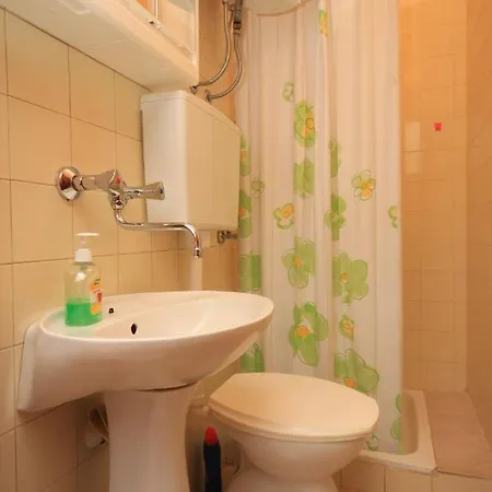 With Parking Space - 7023 דירה *