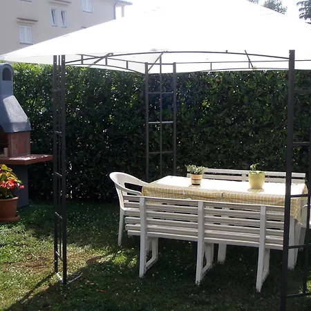 With Parking Space - 7023 Apartman Porec