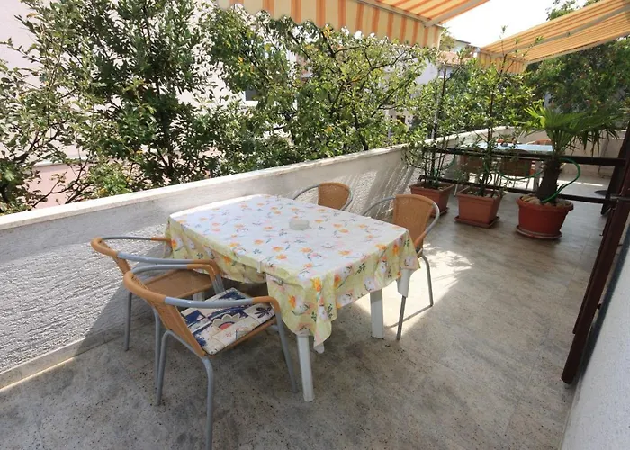 With Parking Space - 7023 Apartman