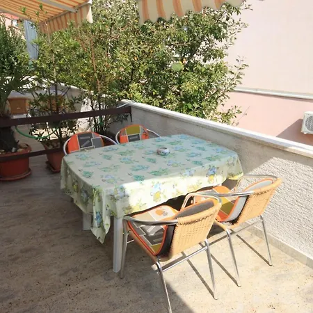With Parking Space - 7023 Пореч