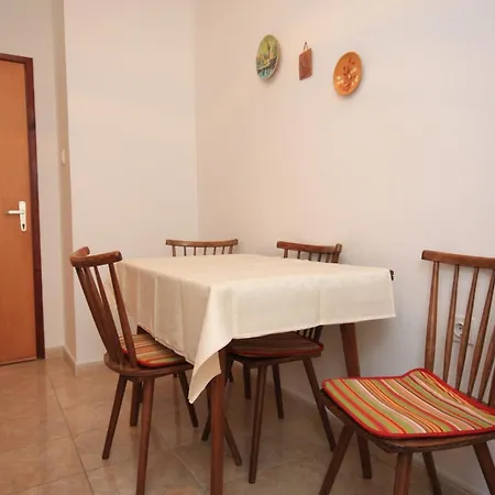 With Parking Space - 7023 شقة